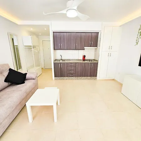 Estudio Vip Mediterraneo - La Torre Торре-дель-Мар